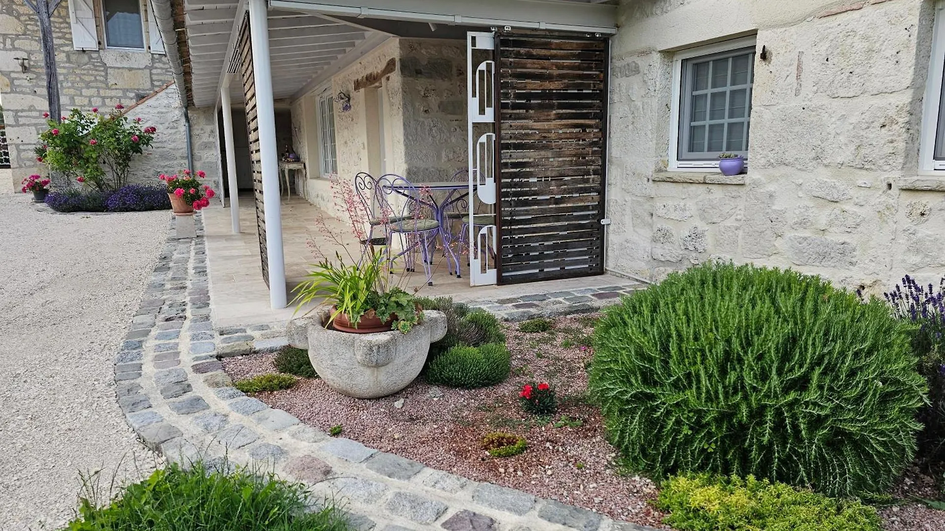 Le Gite Du Souffle Des Anges Sauveterre  France